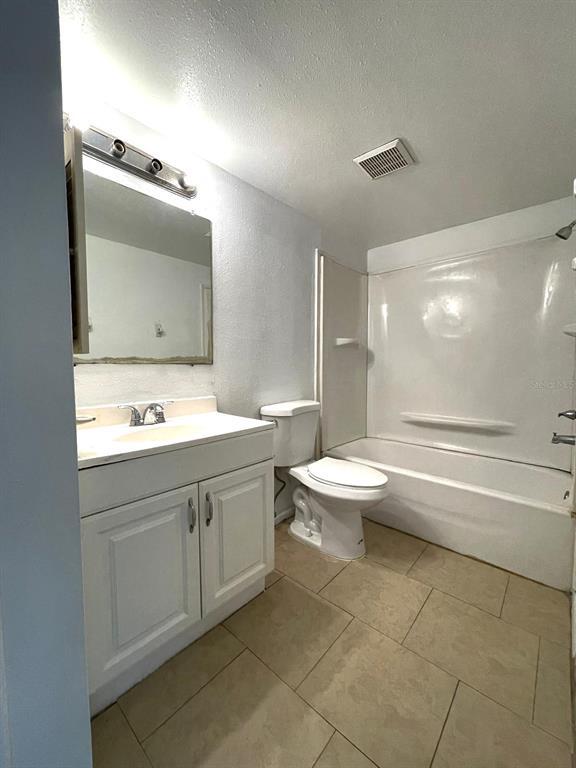Building Photo - 2846 Somerset Park Dr