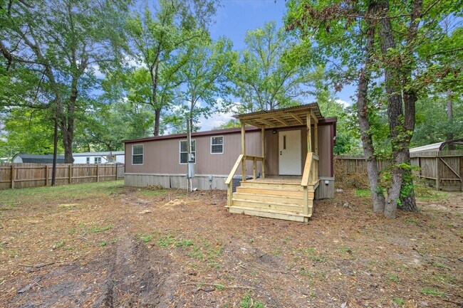 Building Photo - 29619 Midland St