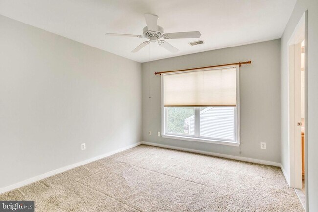 Building Photo - 26161 Rachel Hill Dr