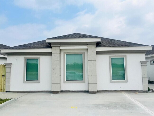 Primary Photo - 1401 Shavano Dr