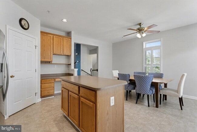 Building Photo - 5034 Strawbridge Terrace