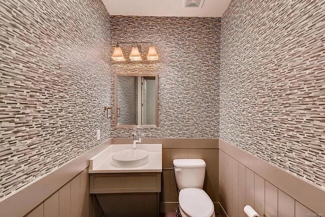 Building Photo - 1112 S Grant St