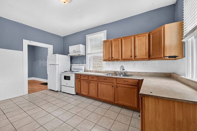 Building Photo - 4446 Itaska St