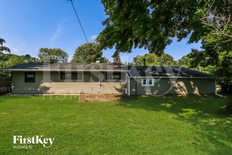 Building Photo - 67 Austin Ave