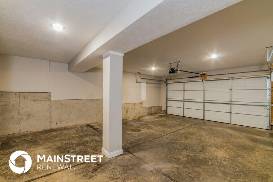 Building Photo - 348 Grand Oak Blvd