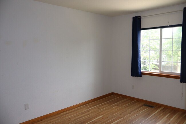Building Photo - A bright, Spacious Home Designed for Living Well