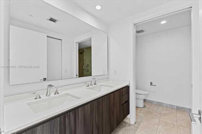 Building Photo - 488 NE 18th St