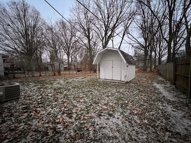 Building Photo - 311 Burke Ave