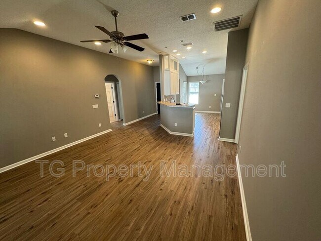 Building Photo - 86269 Venetian Ave