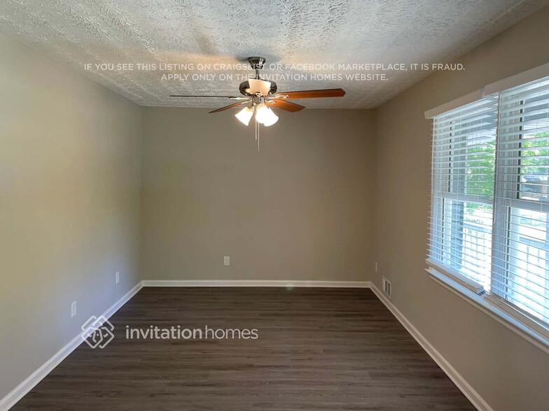 Building Photo - 1433 Dewberry Trail