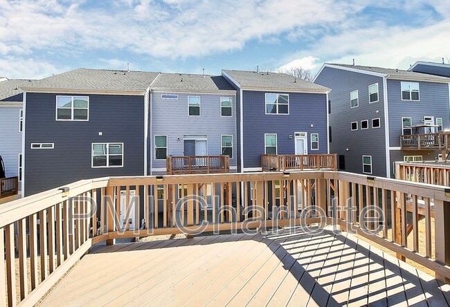 Building Photo - 10436 Glenmere Crk Cir