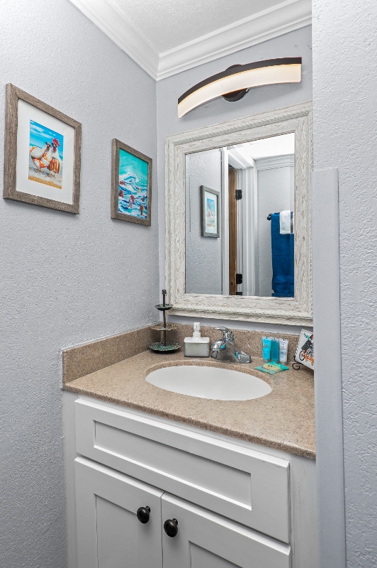 Building Photo - 7200 N Ocean Blvd