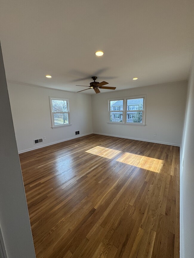 Living room - 97 Crotona Ave