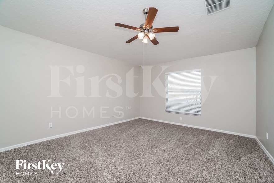 Building Photo - 2630 Sunningdale Dr