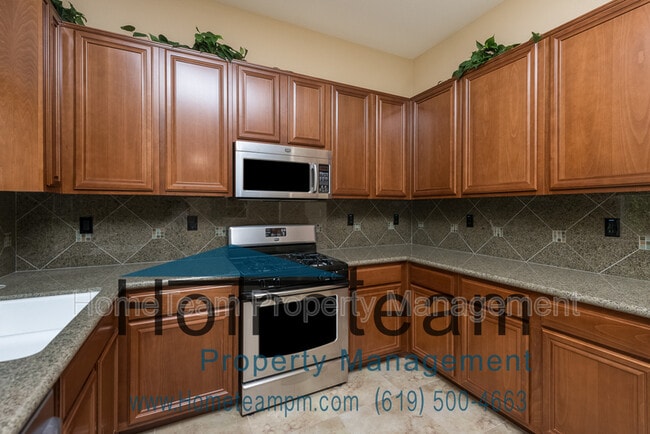 Building Photo - 1540 Avenida Merida