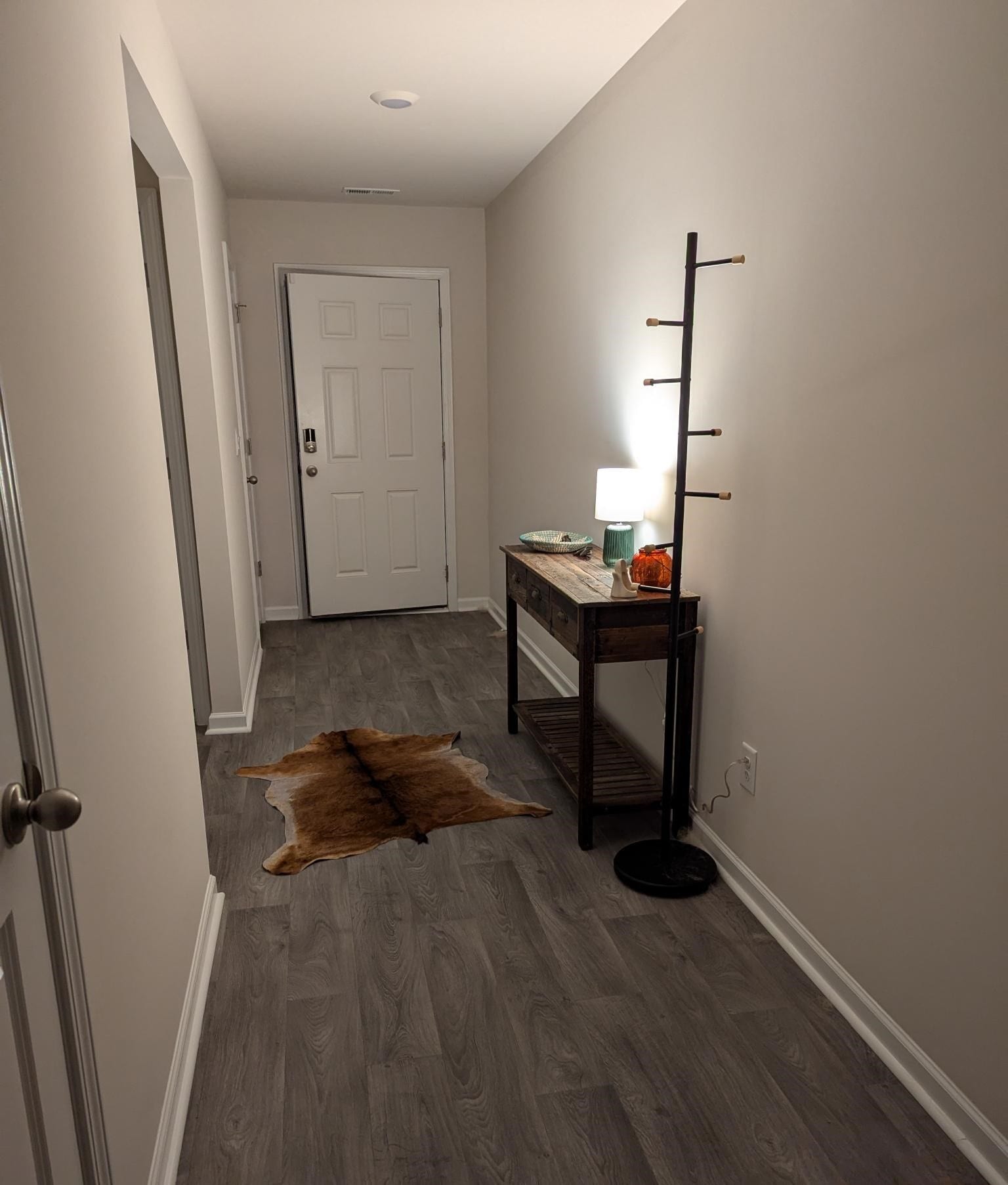 Front Hall - 4003 Calabash Ct