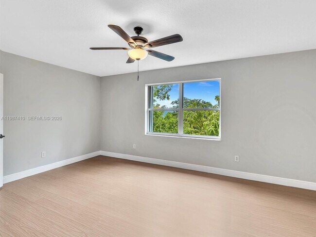 Building Photo - 1498 SW 106th Ave