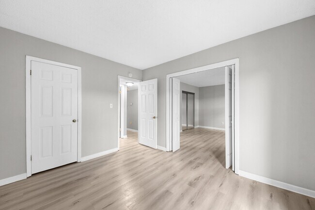 Building Photo - 8912 Cardinal Terrace