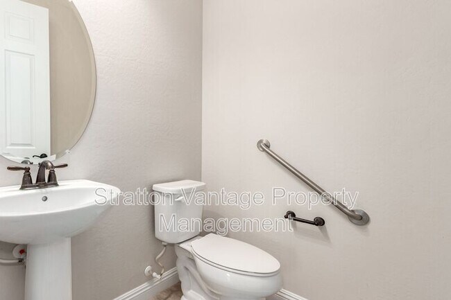 Building Photo - 5575 Cinder Brk Wy