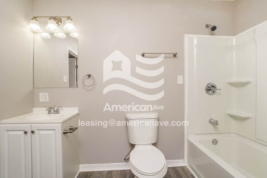 Building Photo - 1614 Arling Ave