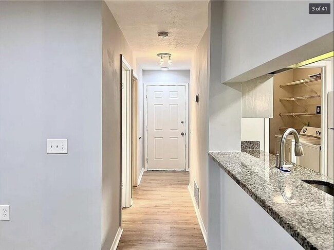 Building Photo - 326 Warm Springs Cir