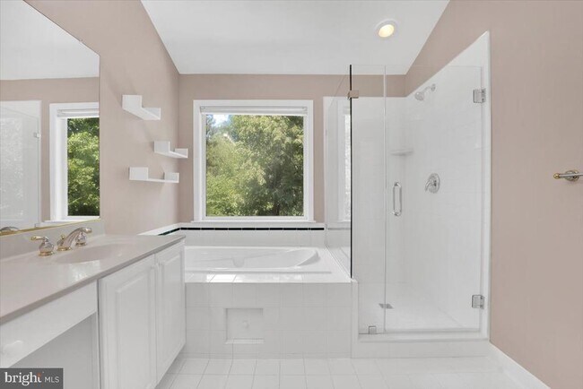 Building Photo - 47698 Loweland Terrace