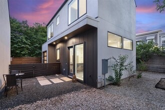 Building Photo - 1903 Frazier Ave