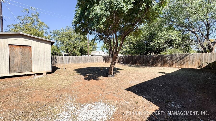 Building Photo - 3004 39th St