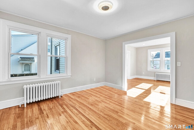 Building Photo - 126 Thomas St