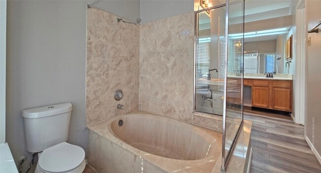 Building Photo - 2120 Zephyr Ln