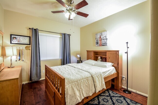 Building Photo - 14410 Heath Falls Ln