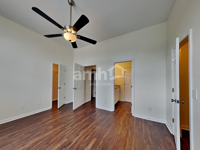 Building Photo - 1516 Chestnut Oak Dr