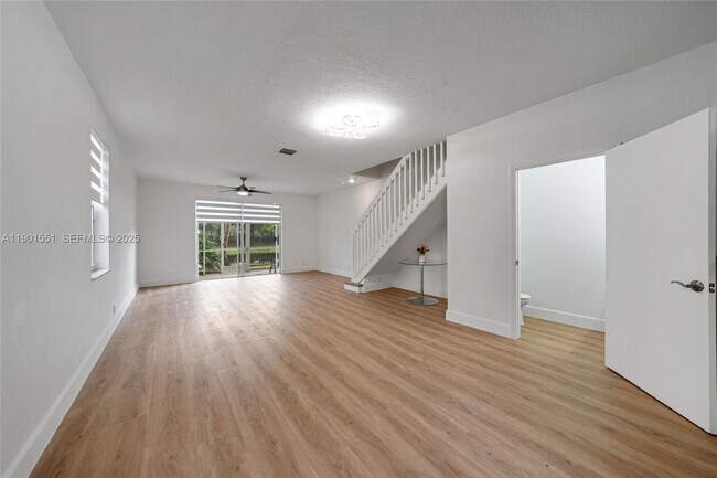 Building Photo - 2267 Cordoba Bend