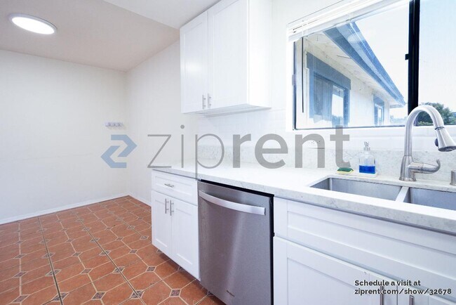 Building Photo - 3447 Los Mochis Way