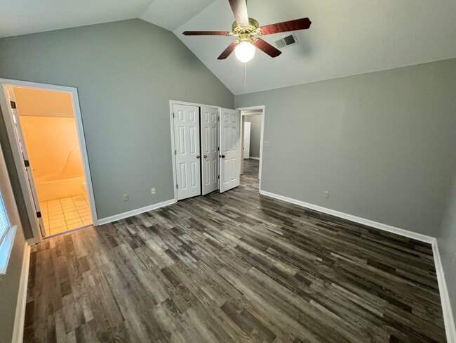 Building Photo - 3BR/2BA Home