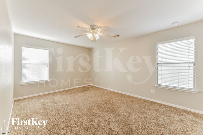 Building Photo - 21610 Rain Leaf Ct