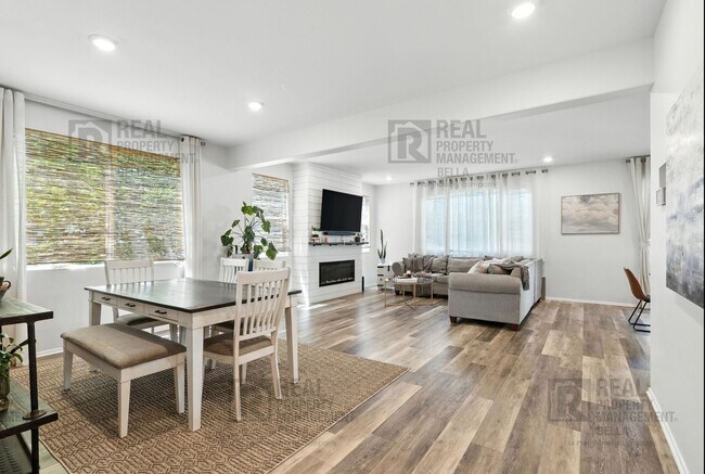 Building Photo - Beautiful 5-Bedroom Home in Audie Murphy R...