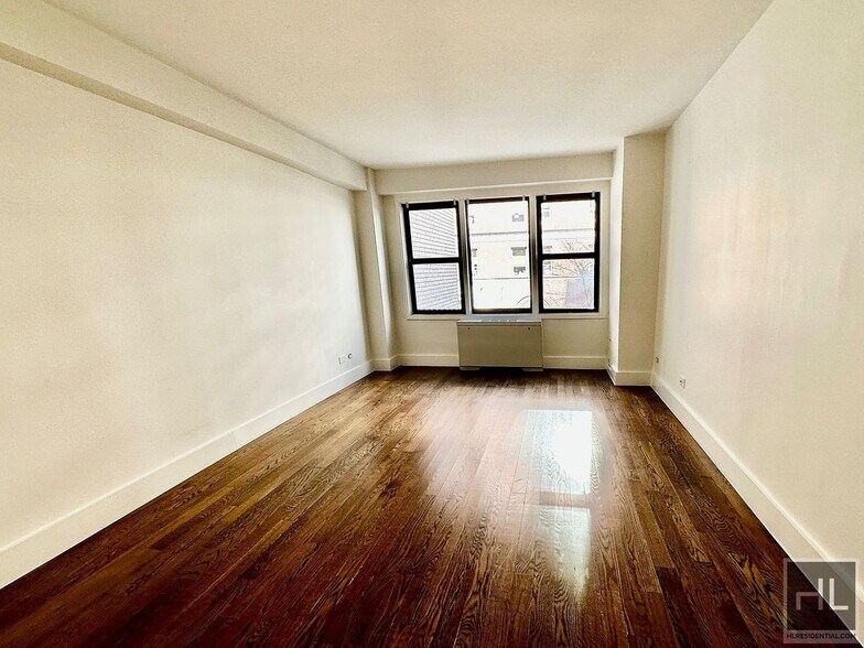 Building Photo - EAST 63 STREET