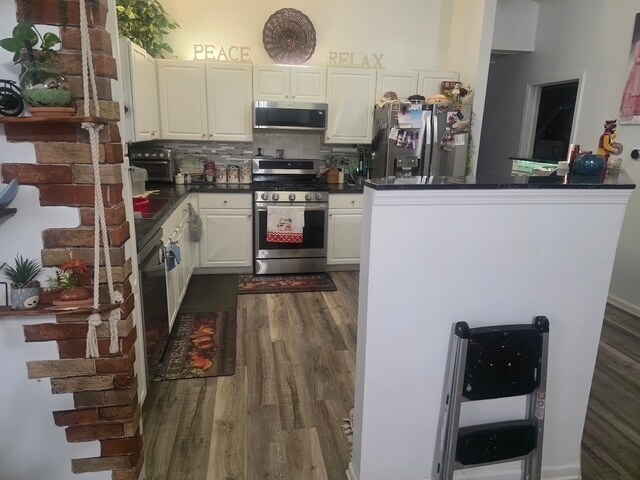 Building Photo - 2062 Peach Tree Ln
