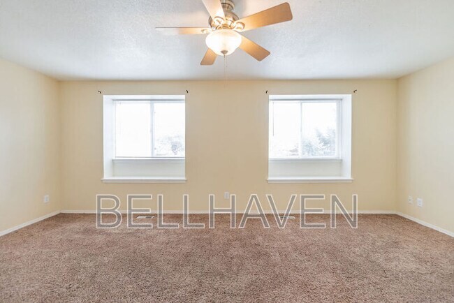 Building Photo - 5797 S Sedum Way