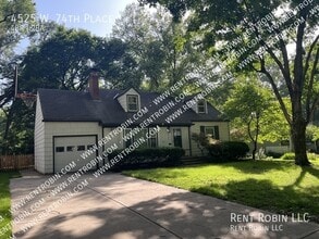 Building Photo - 4525 W 74th Pl