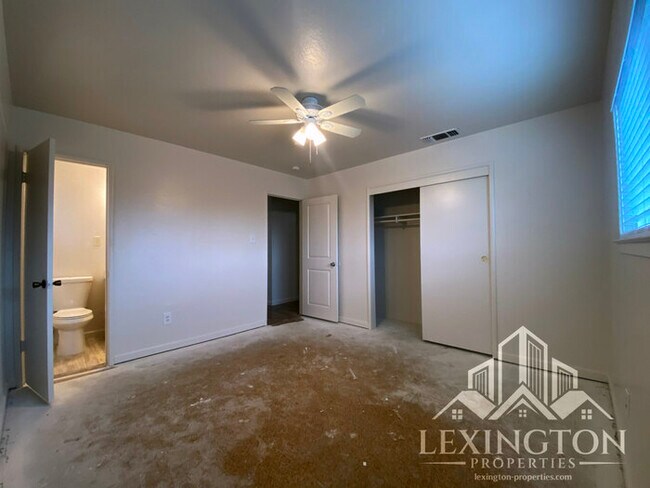 Building Photo - Beautifully Remodeled, Single-story, 3BD/2BA Home in Rio Linda near Babe Best Park!