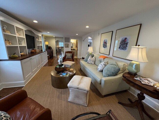 Building Photo - 16615 Spotswood Trail