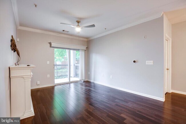Building Photo - 11371 Aristotle Dr