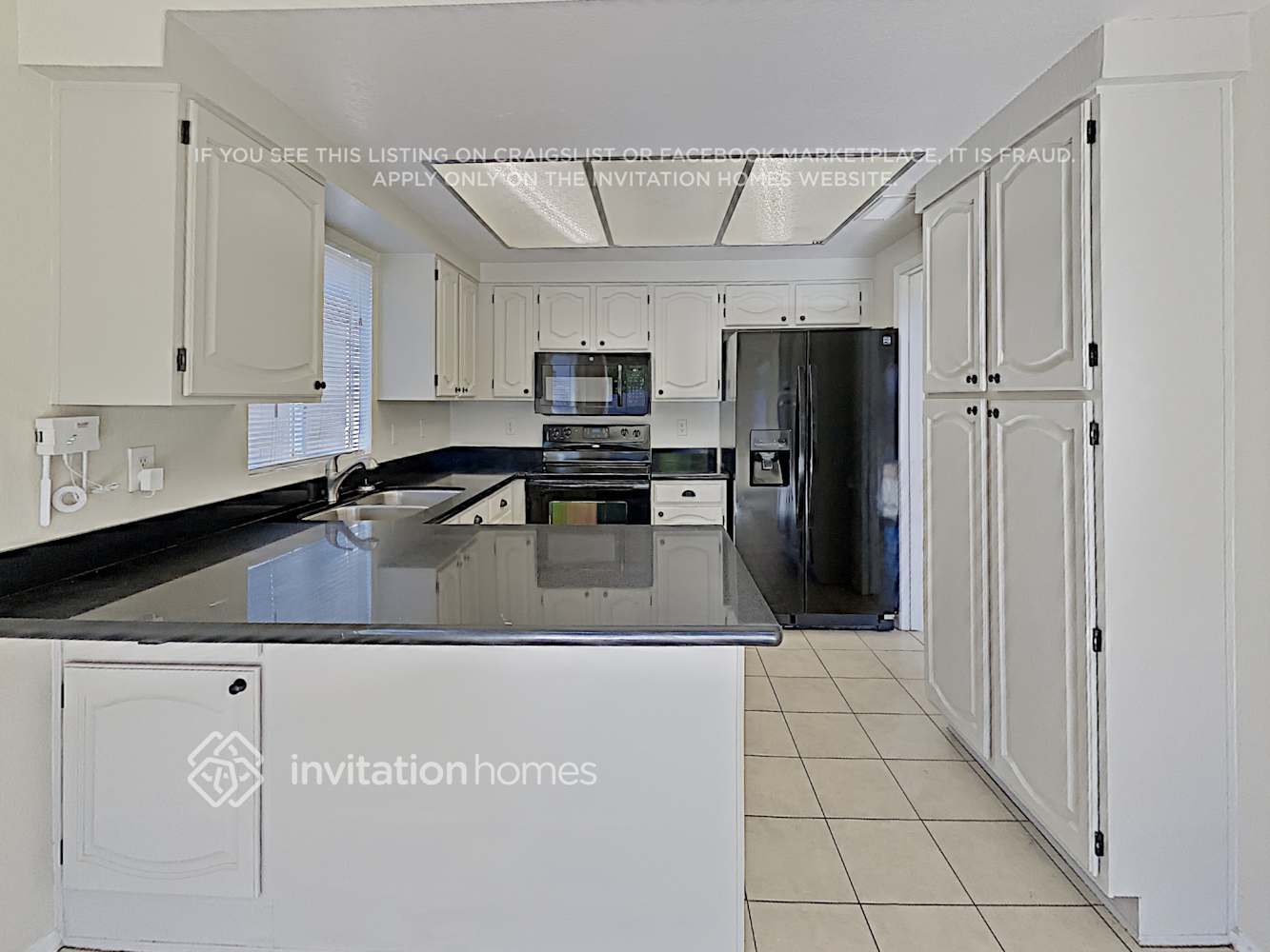 Building Photo - 4441 W Oraibi Dr