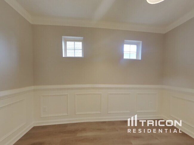 Building Photo - 110 Slate Dr