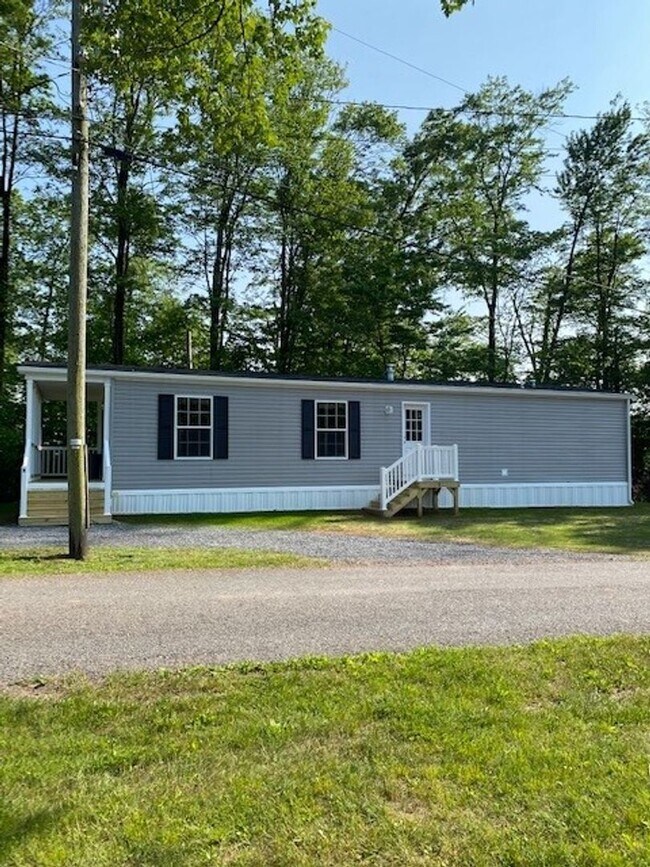 Building Photo - New 2 Bedroom Mobile Home-Denver