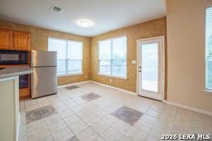 Building Photo - 1414 Mesa Creek