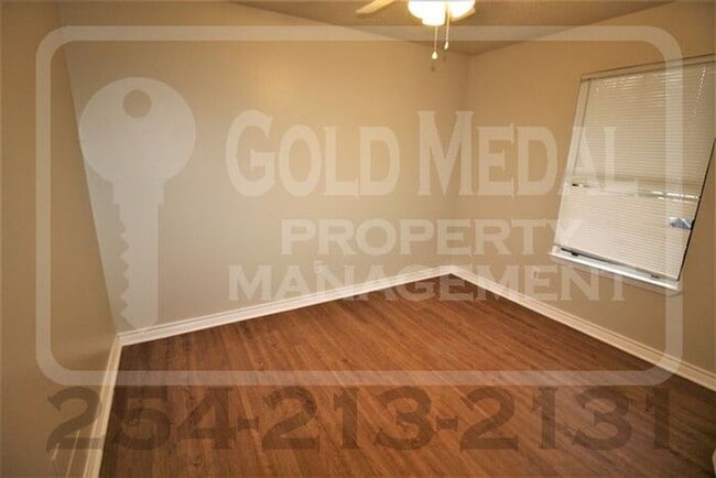 Building Photo - 4707 Westcliff Rd