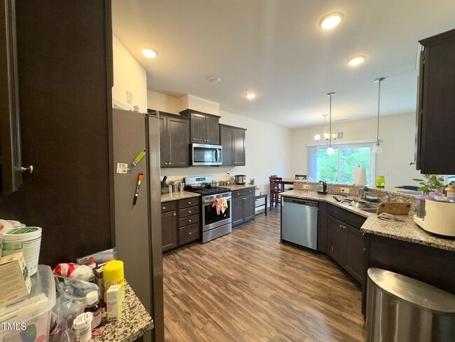 Building Photo - 3233 Retama Run